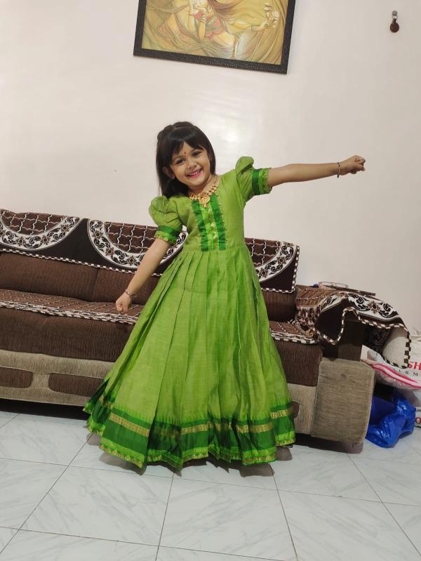 Summer gown cottan  silk Green Bulk buying children clothing Surat